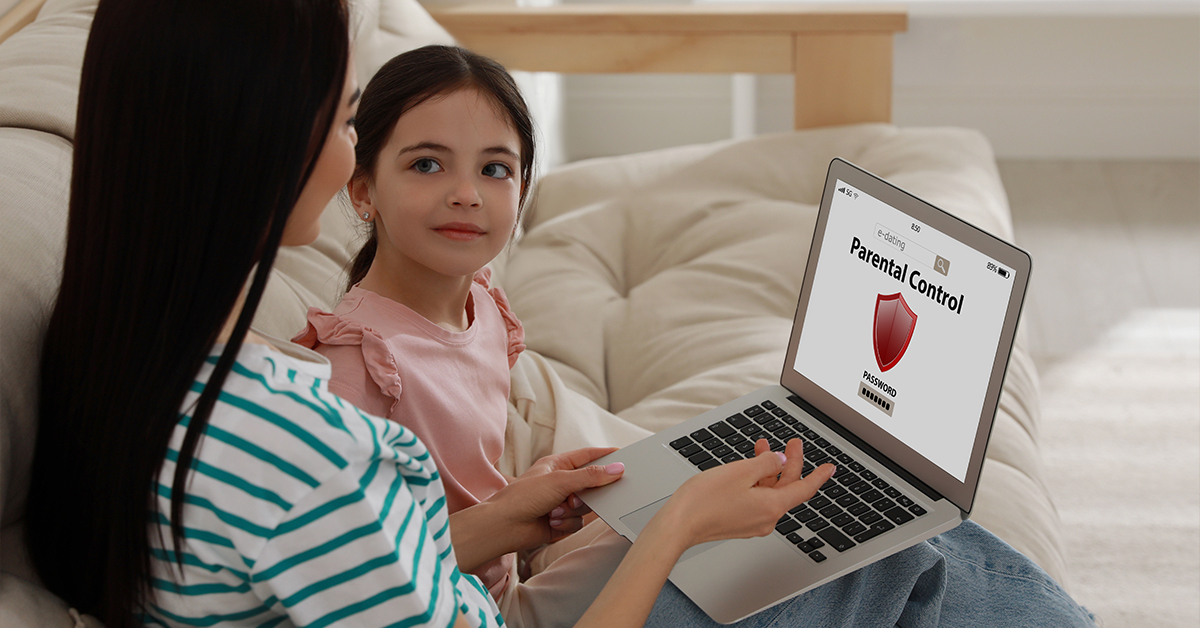 Z varnimi orodji lahko starši zagotovijo varnost na internetu za otroke.